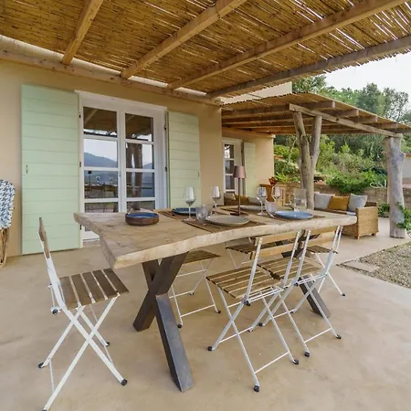 Elicriso Charme E Nature - Goelba *