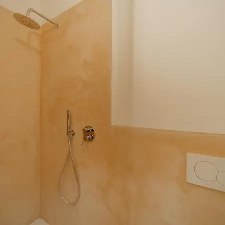 Вилла Elicriso Charme E Nature - Goelba