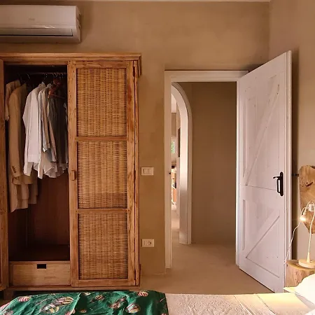 Вилла Elicriso Charme E Nature - Goelba *