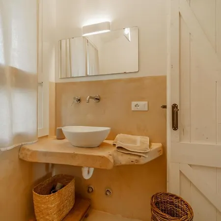 Elicriso Charme E Nature - Goelba