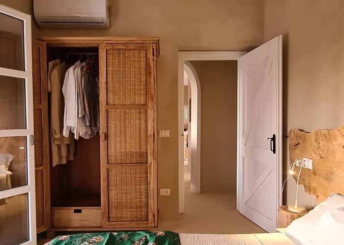 Villa Elicriso Charme E Nature - Goelba *