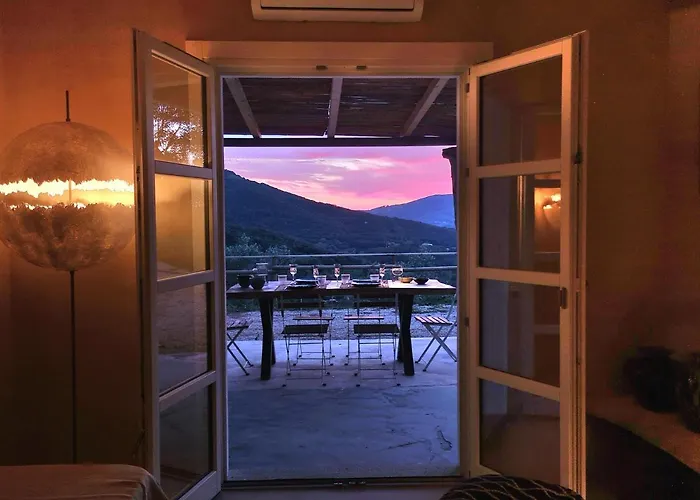 Elicriso Charme E Nature - Goelba *